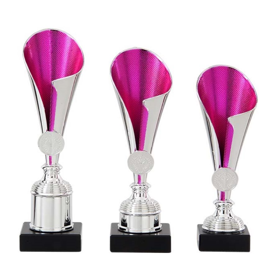 KR. 715 - Beker (20cm-23.5cm)